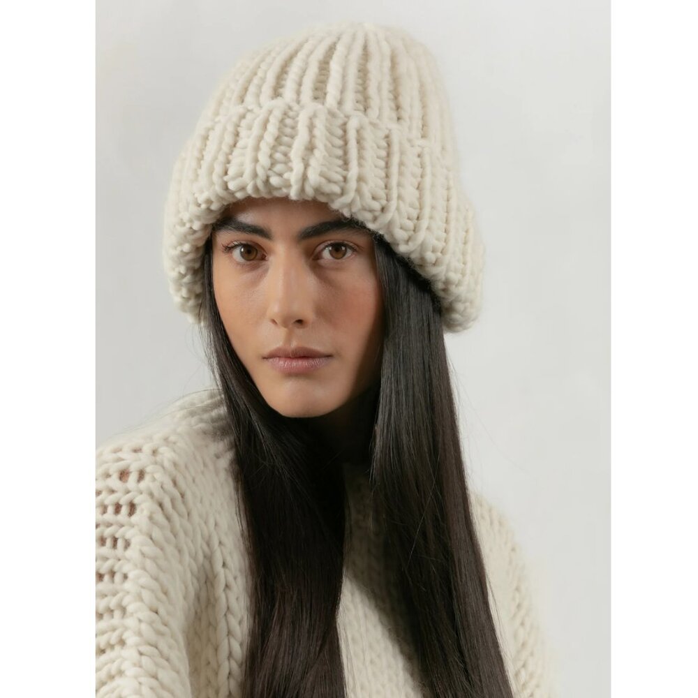 Cozy Cream Knit Beanie